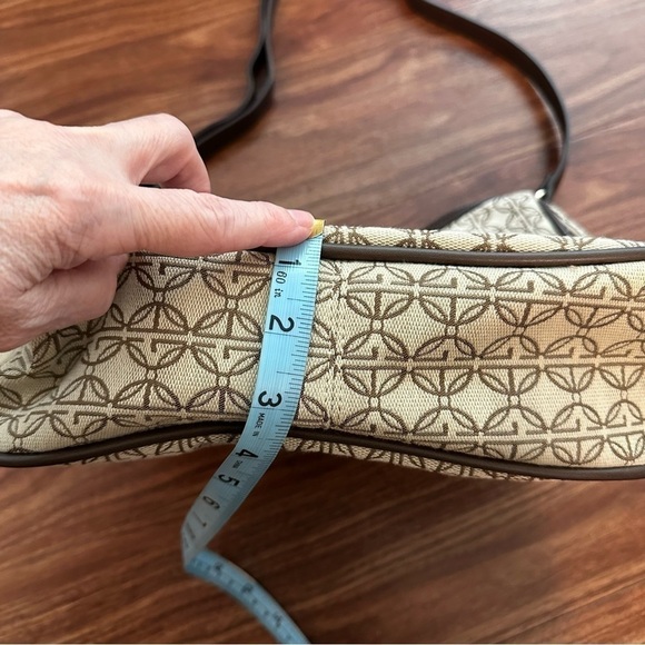 Giani Bernini Horsebit Detail Logo Jacquard Medium Hobo Crossbody Bag Brown - Picture 14 of 14